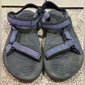 Teva Sandals Adult Size 10 Universal Hiking Beach Waterproof Black Shoes Womens